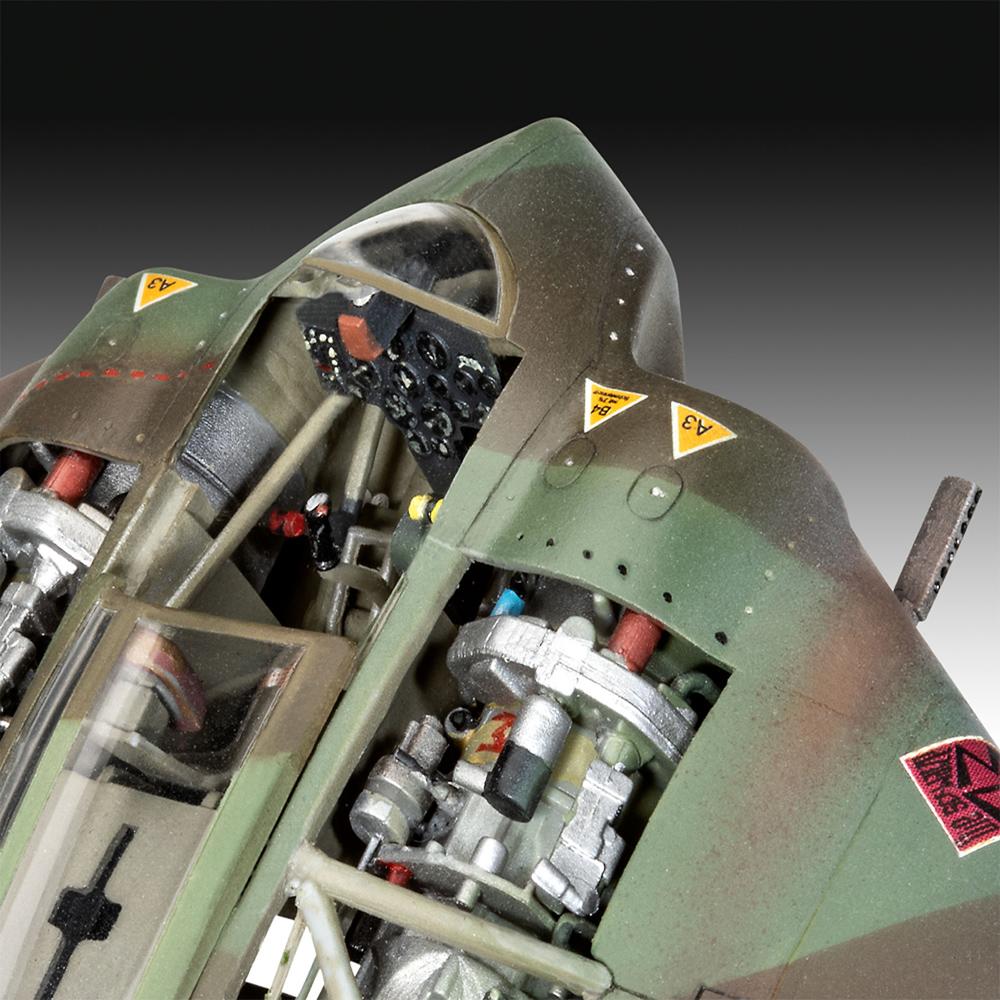 View 4 Revell Horten Go229 A Bomber Model Kit (Level 4) (Scale 1:48) 03859