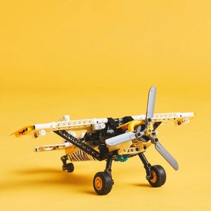 View 5 LEGO Technic Bush Plane Set 42198 6526802