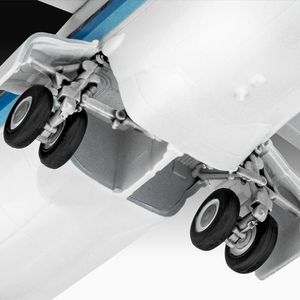 View 5 Revell BAe 146-200 AirUK Aircraft Model Kit Scale 1:144 03791
