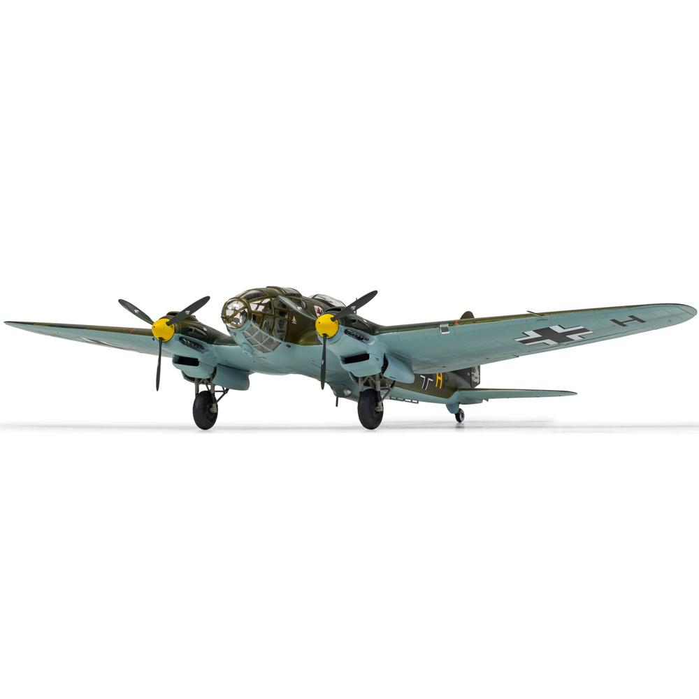 View 5 Airfix Heinkel He111 P2 German Bomber WWII Aircraft Model Kit Scale 1:72 A06014