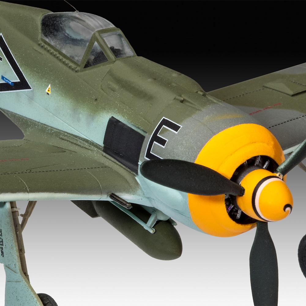 View 3 Revell Focke Wulf Fw 190 F-8 Plastic Model Kit Scale 1:72 03898