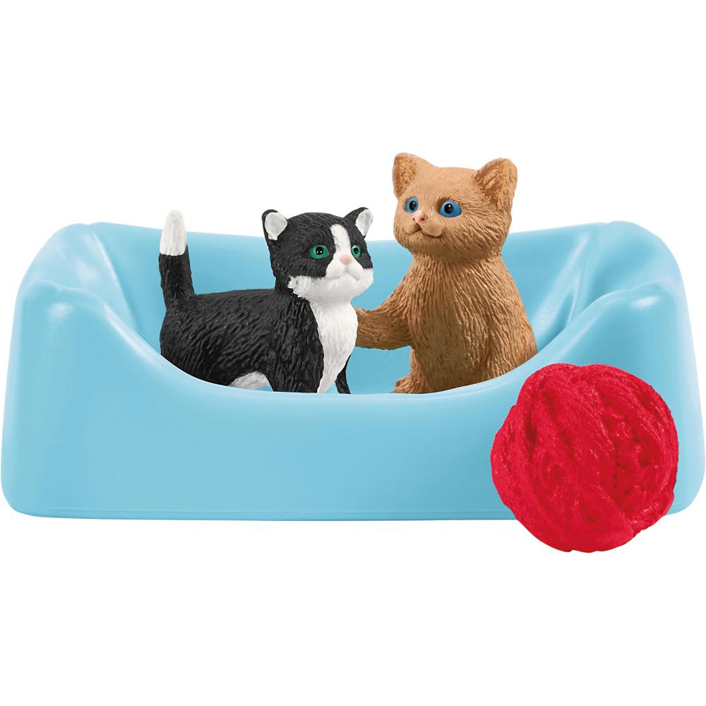 Schleich Farm World Playtime for Cute Cats Playset with Figures and