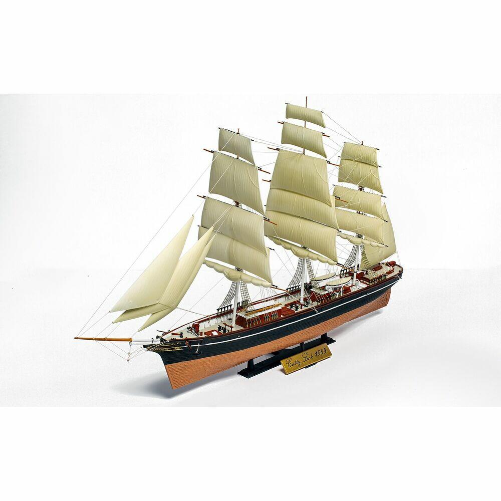 Airfix 1/130 Scale Cutty Sark Vintage Classics - A09253V Airfix 1/130 Scale Cutty Sark Vintage Classics - A09253V