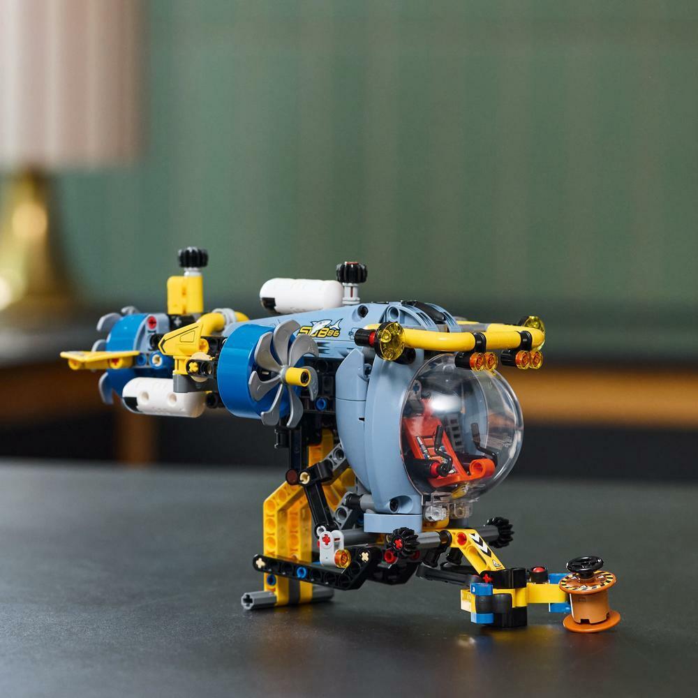 LEGO Technic Deep-Sea Research Submarine Set 42201