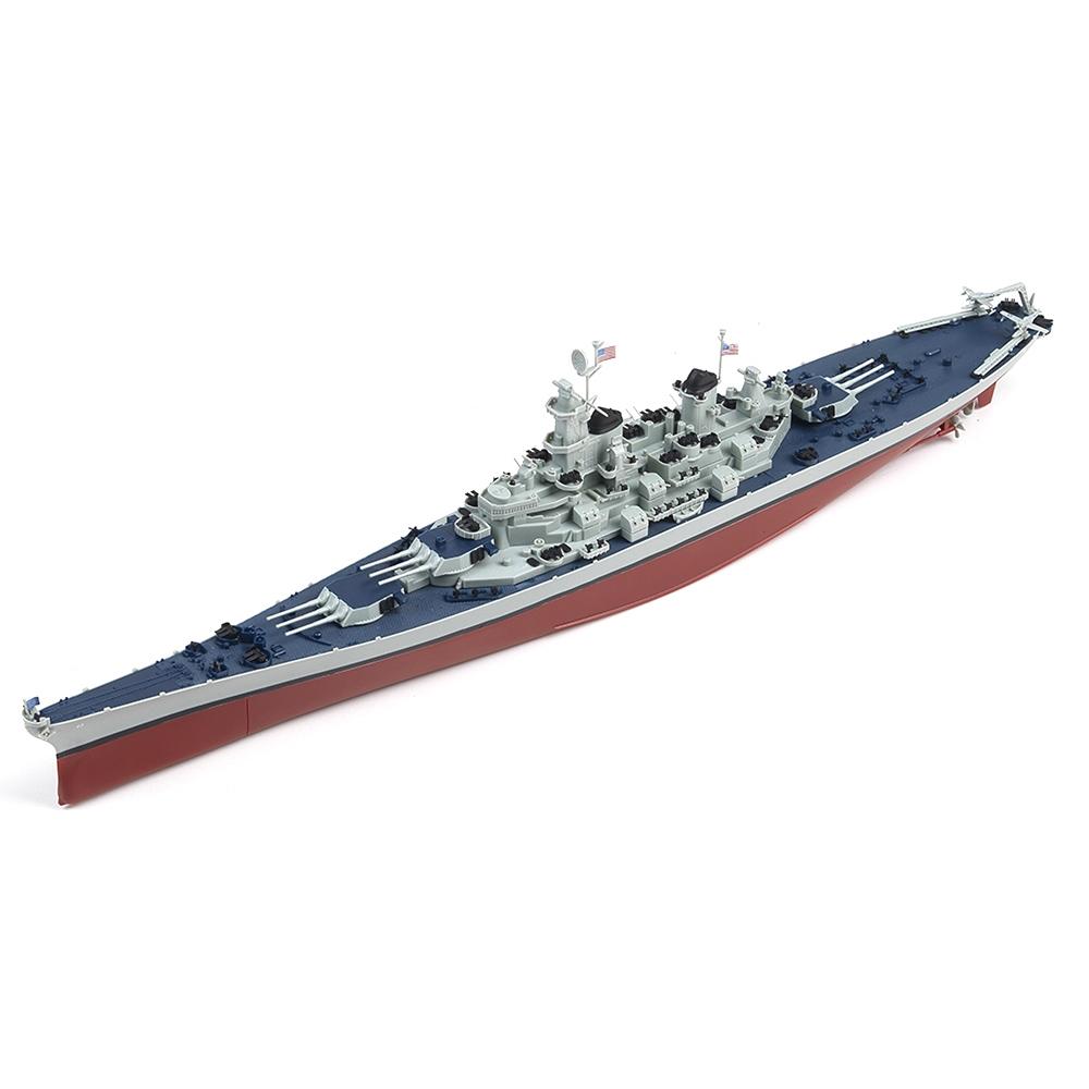 Academy USS Missouri BB-63 Battleship Plastic Model Kit Scale 1/700