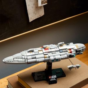 View 5 LEGO Star Wars Home One Starcruiser Set 75405 6527524