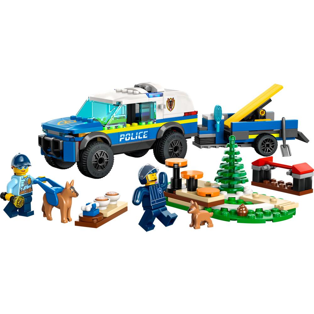 View 2 LEGO City Mobile Police Dog Training Building Set Toy 197 Piece for Ages 5+ 60369
