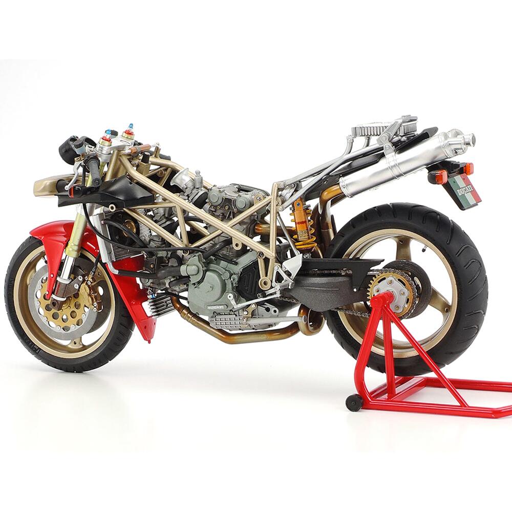 tamiya ducati 916