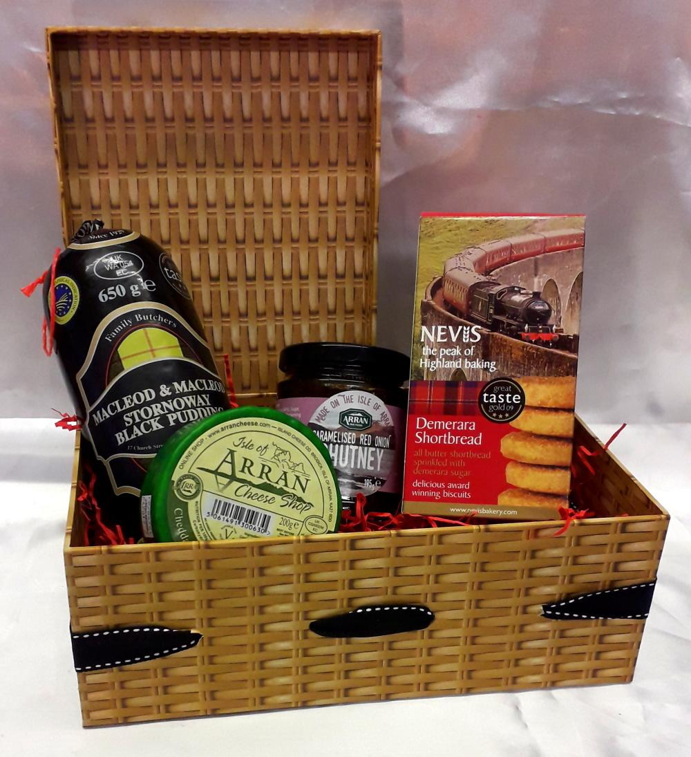 "The Brodick" Luxury Scottish Food Gift Box