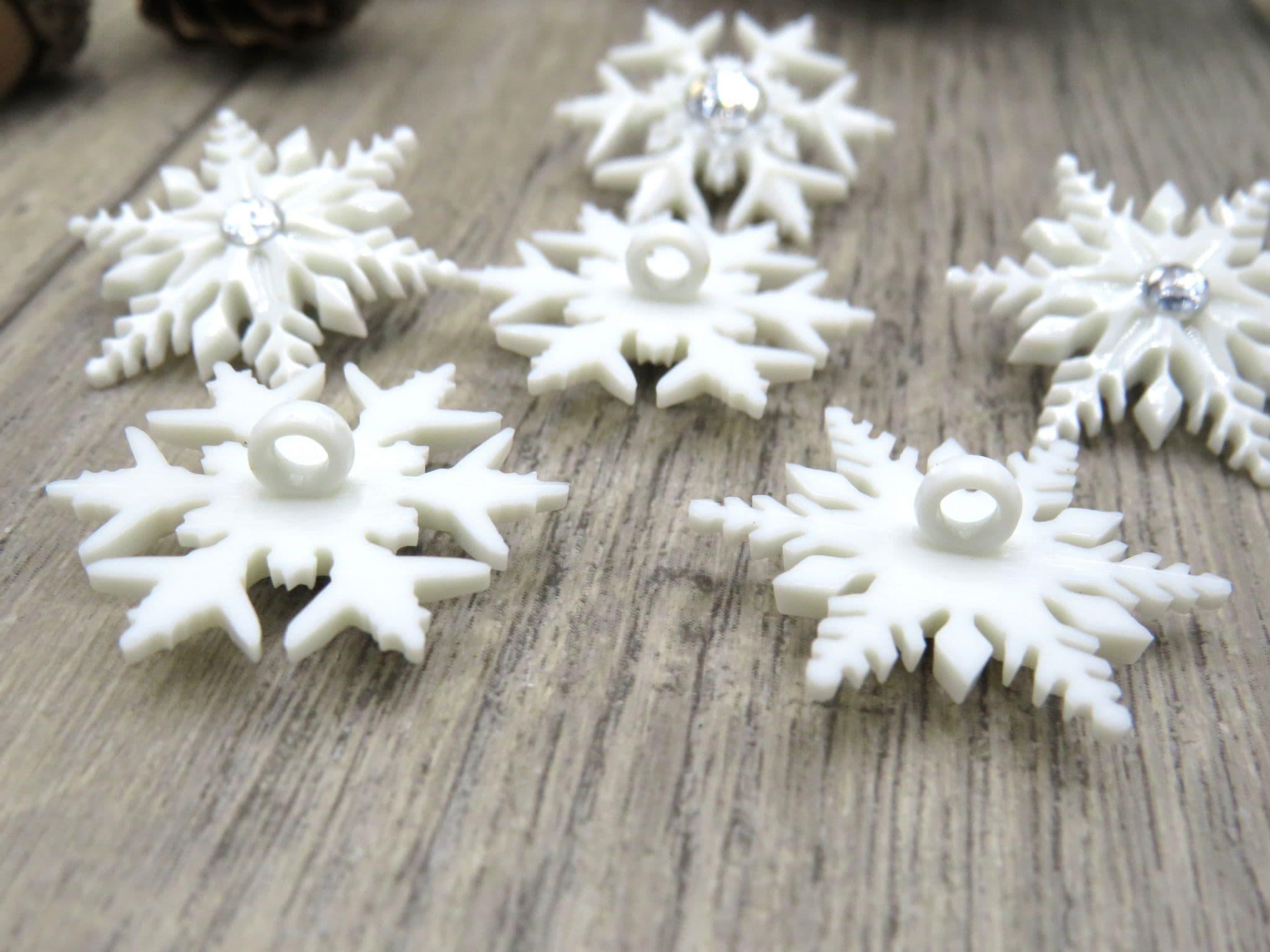Dress It Up Holiday Collection Fancy Snowflake Buttons, 1'' Diameter, White, Craft Supplies from Factory Direct Craft