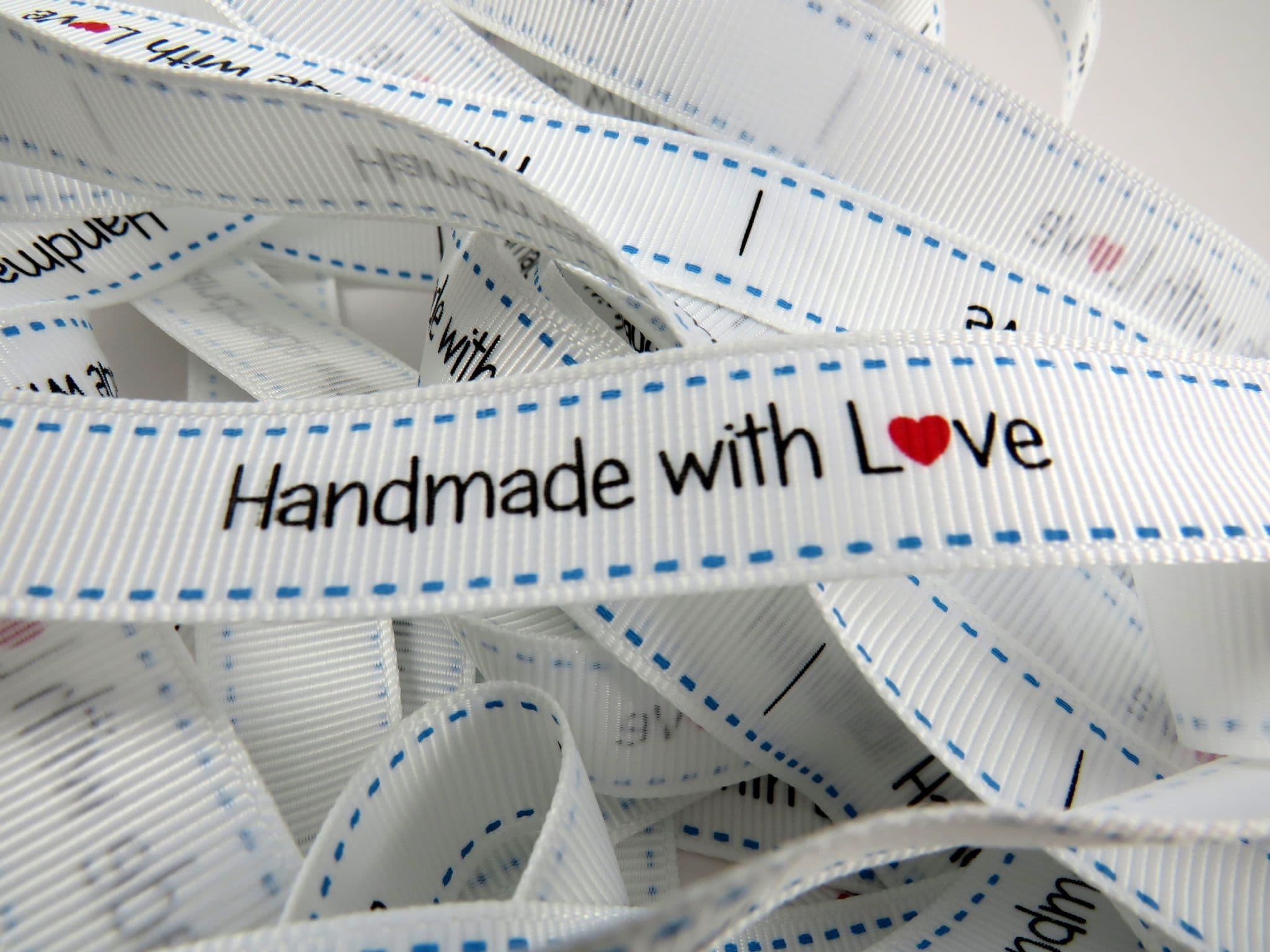 Handmade with Love - Berties Bows Sewing Labels - Per 11 Labels