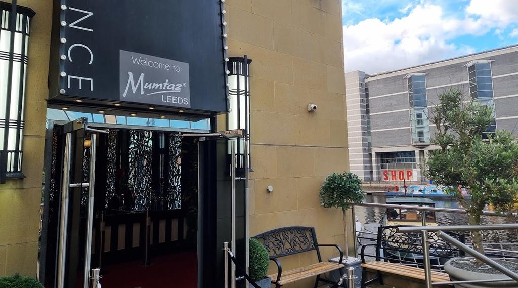 Mumtaz Leeds: Indian restaurant gives away hundreds of meals