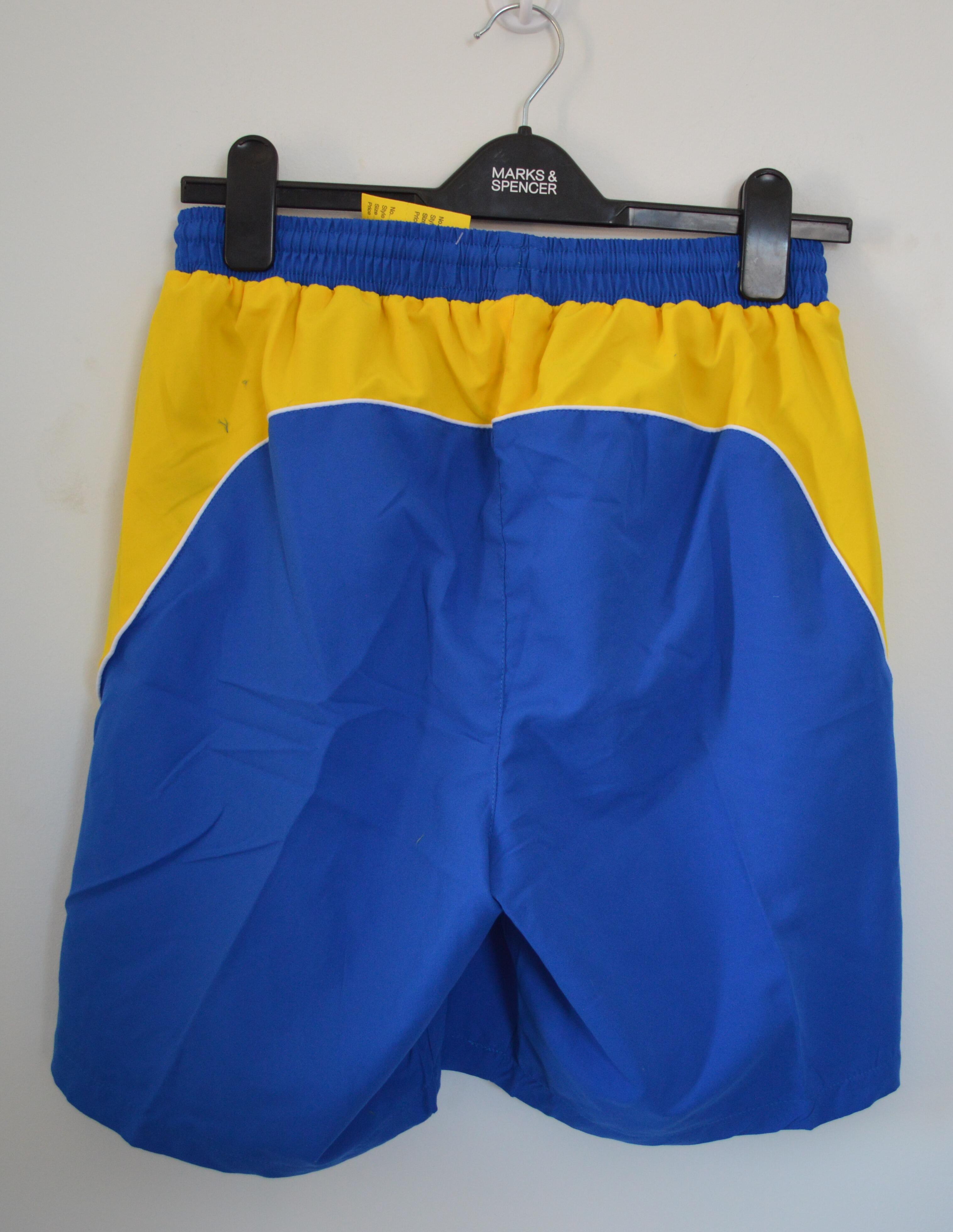 LSR38751 BNWOT Blue and Yellow Gym Shorts with Zipped Pockets - Medium