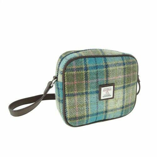 Harris Tweed 'Clyde' Weekend Bag store in Rust Check LB1026- COL 59