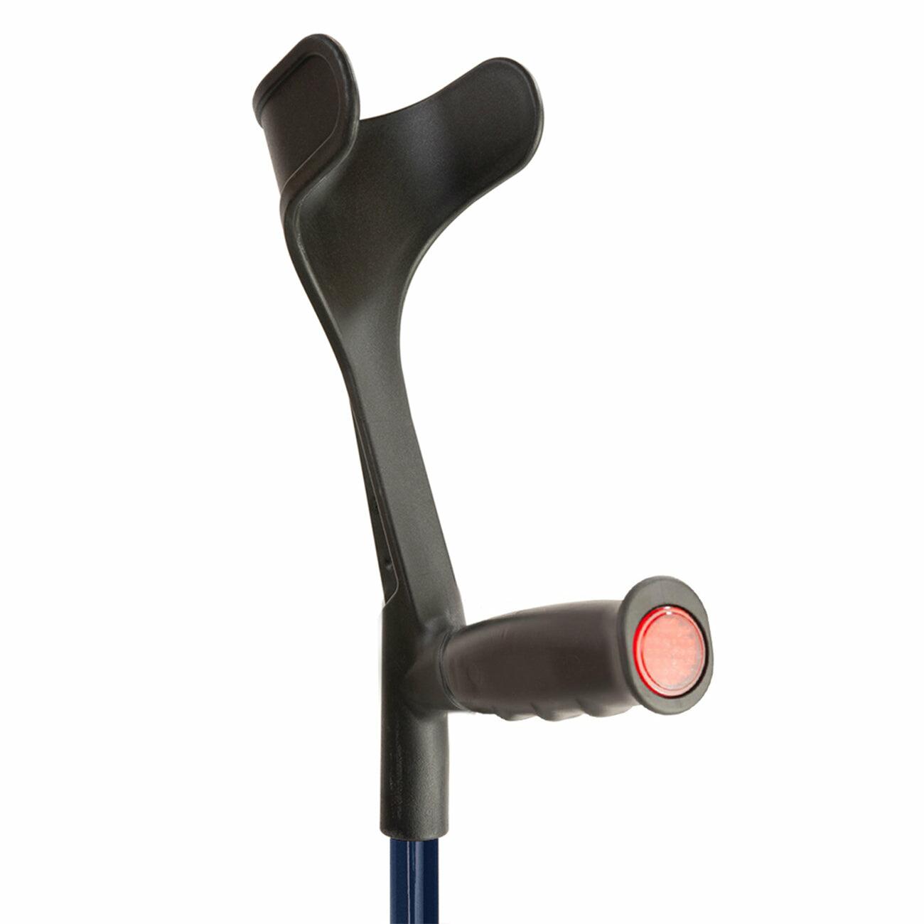 Soft grip handle and open cuff of the Flexyfoot Soft Grip Open Cuff Crutch