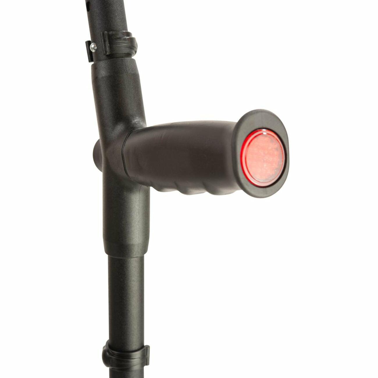 Soft grip handle of the Flexyfoot Soft Grip Double Adjustable Crutch