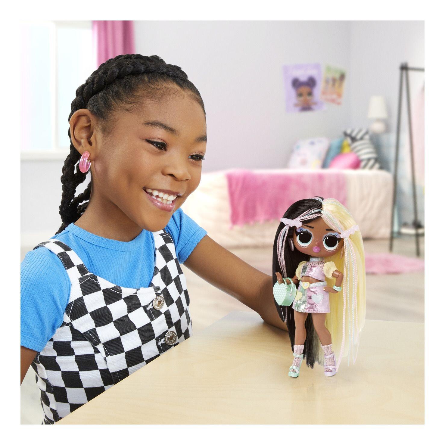 L.O.L Surprise Tweens Darcy Blush Doll