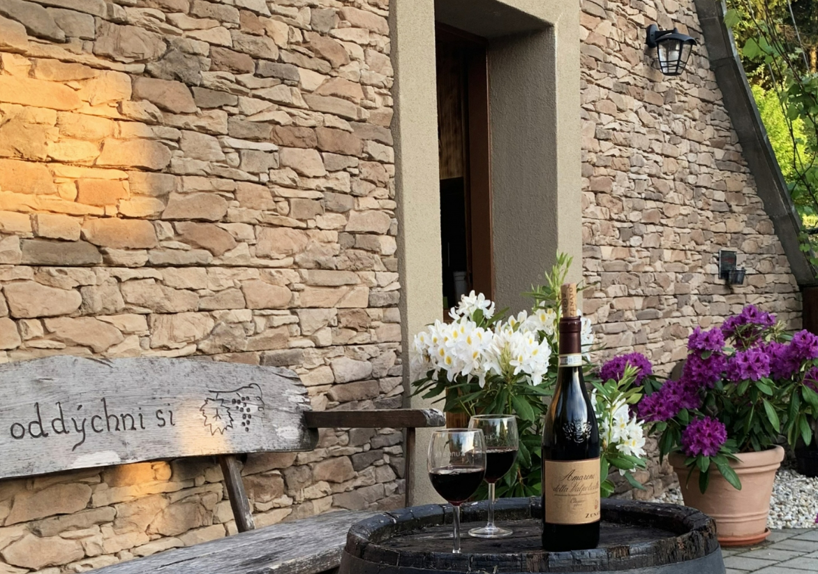 Drystone Stacked Stone Cladding Panels – Natural Stone UK