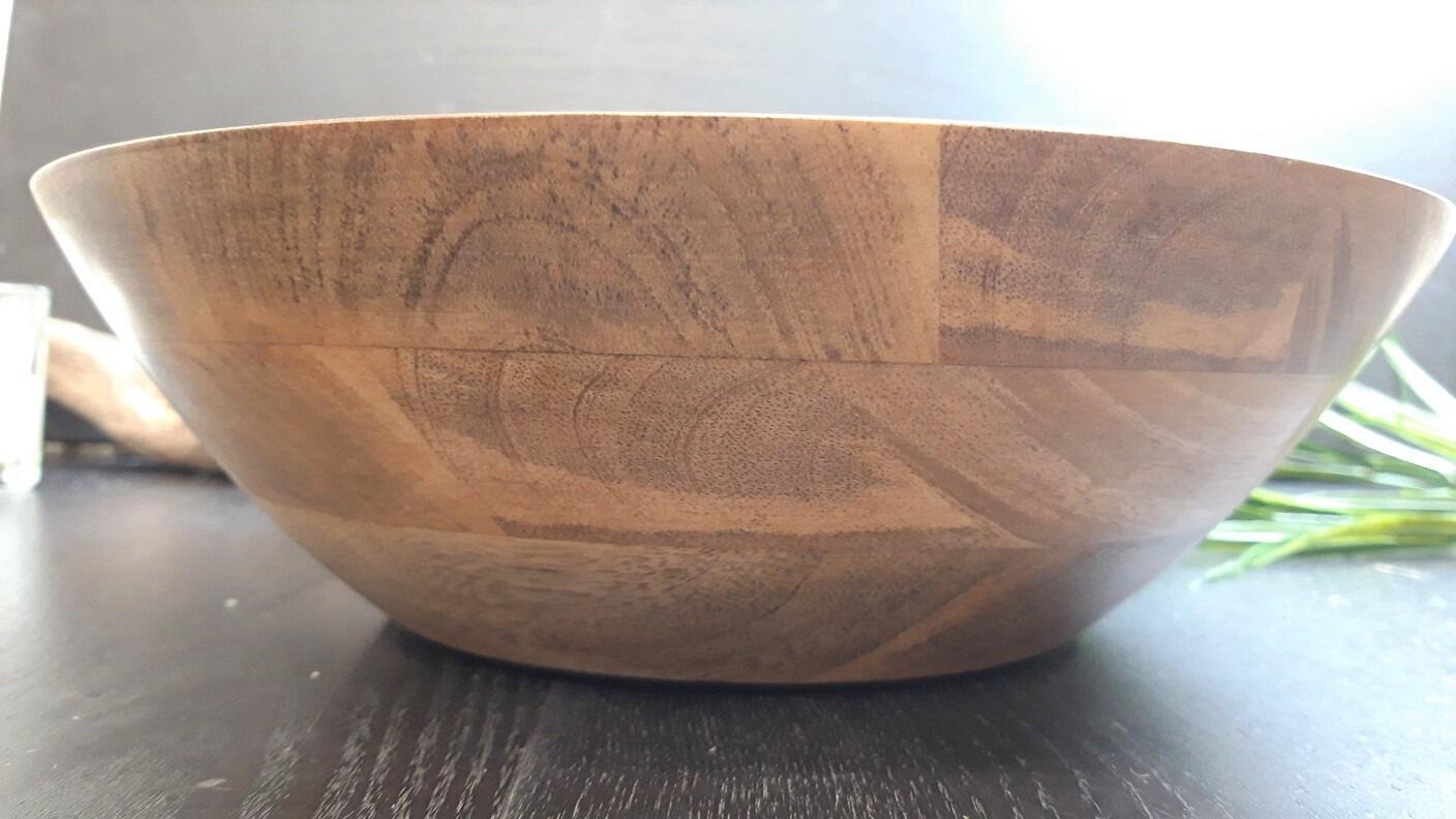 Round Shallow Serving Bowl