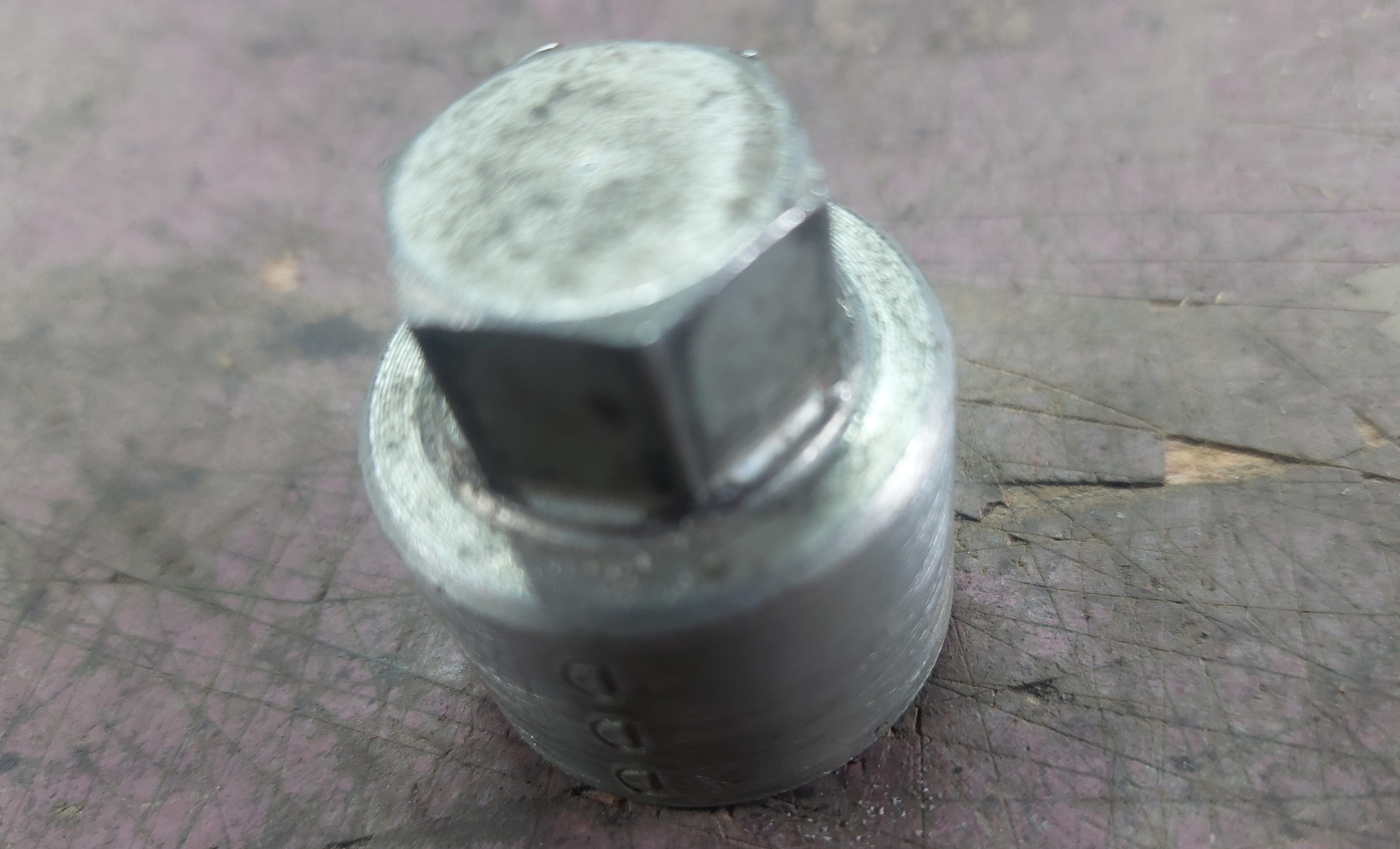 X11 Rim Keys LOCKING WHEEL NUT KEY 'D' JAGUAR XF / XJ / XK / XE / X-Type / S-Type ...