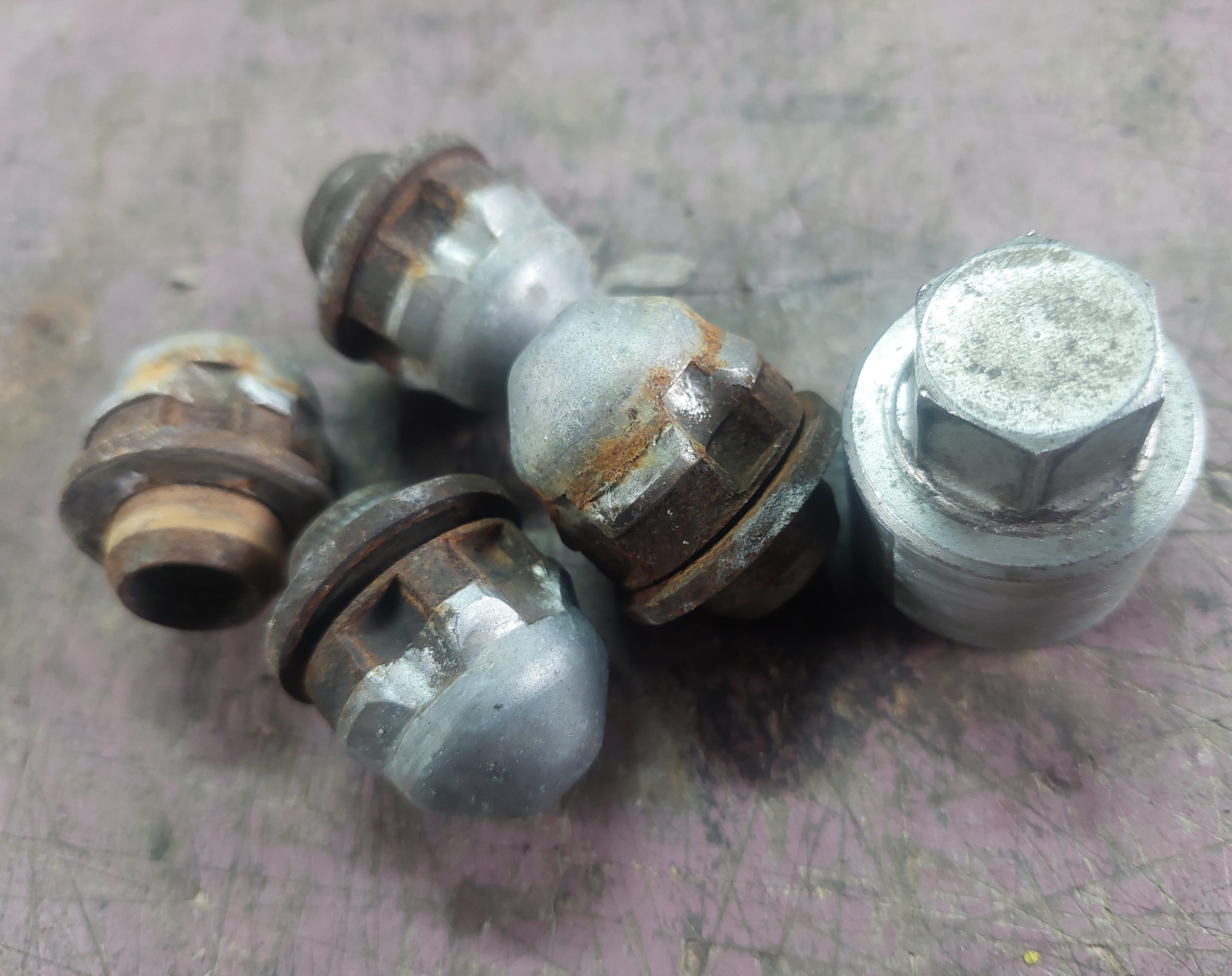 X11 Rim Keys LOCKING WHEEL NUT KEY 'L' JAGUAR XF / XJ / XK / XE / X-Type / S-Type ...