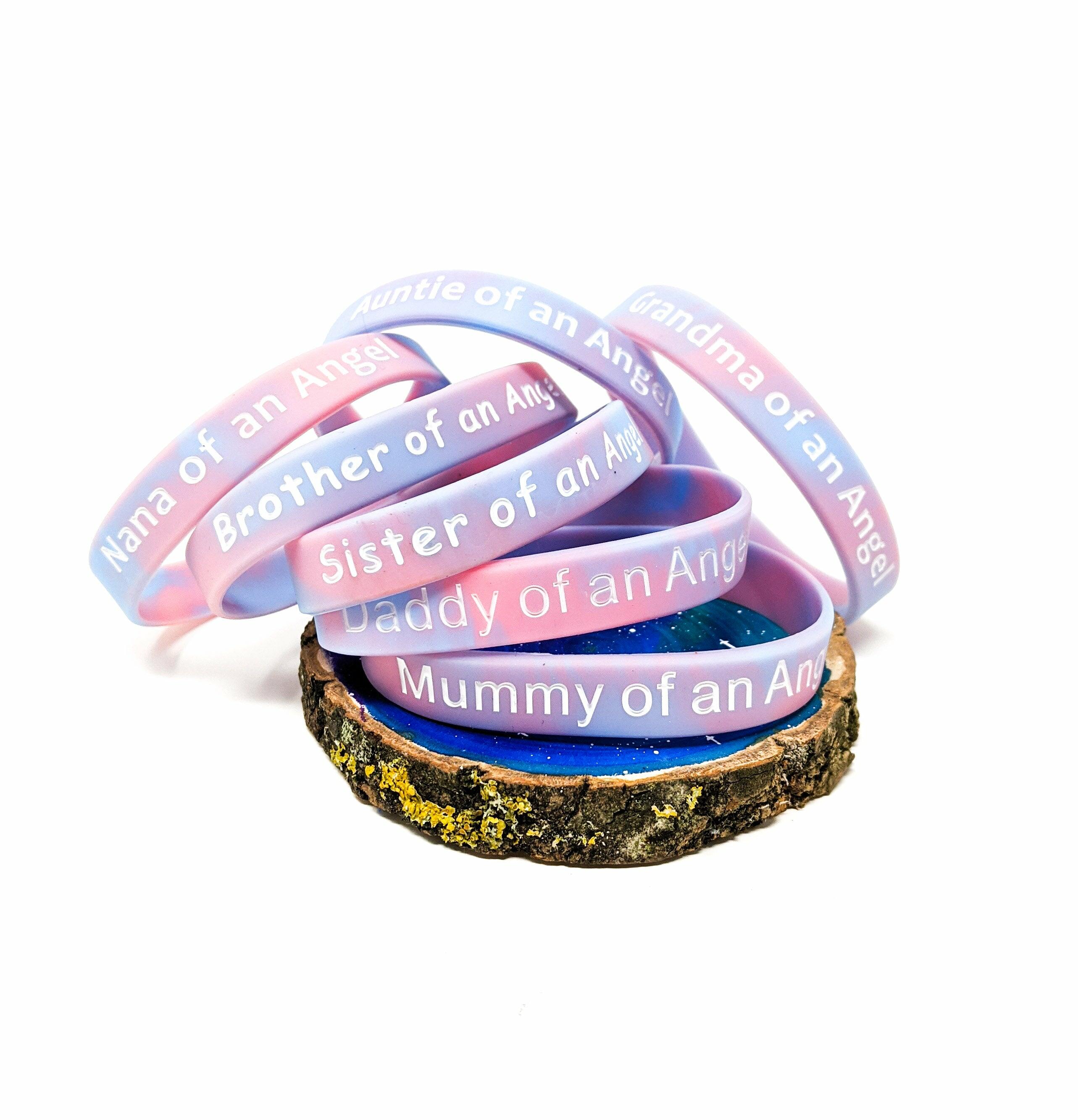 Baby loss awareness silicone bracelets with family titles in pink and blue marbled design