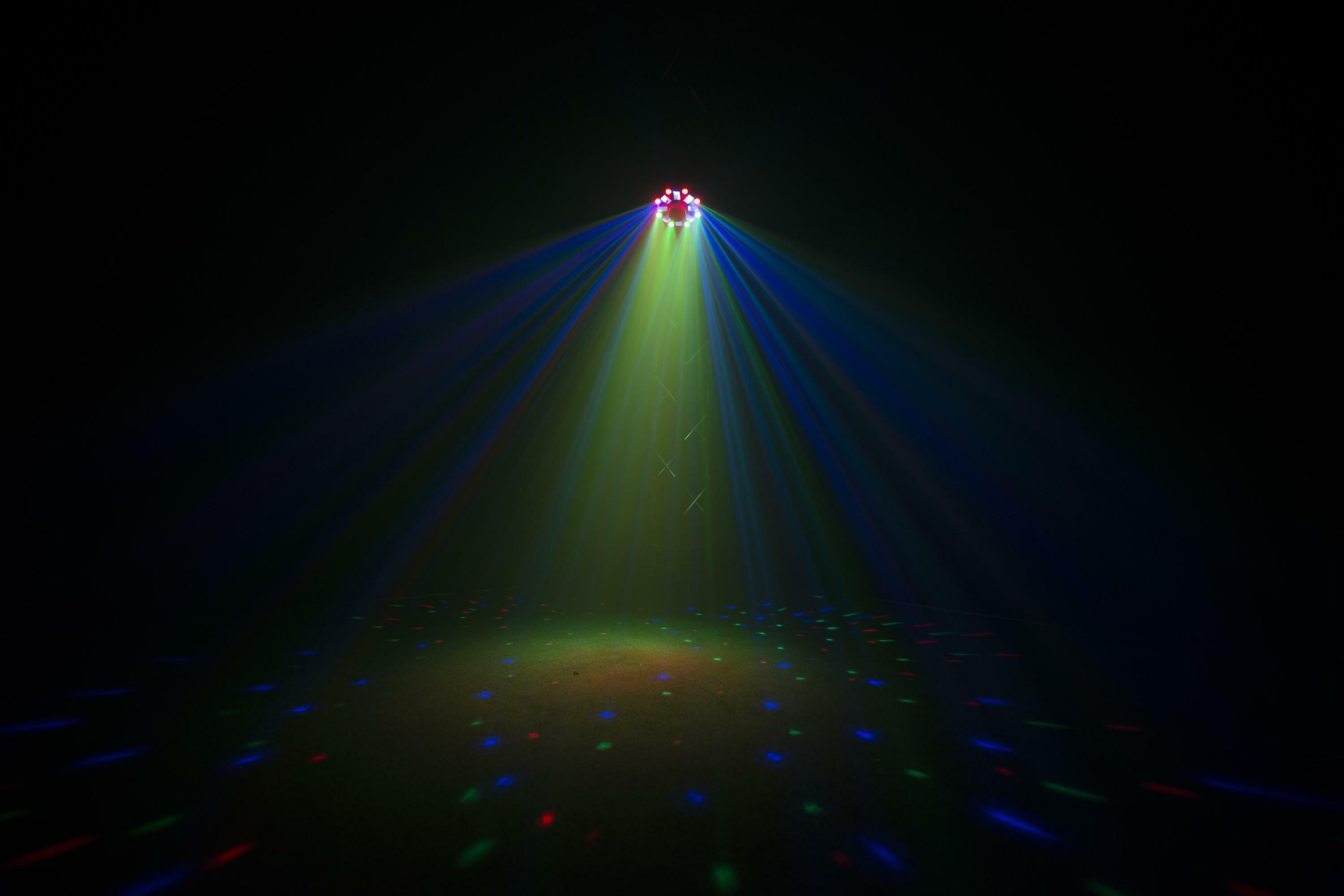 Chauvet DJ Swarm Wash FX effect 4