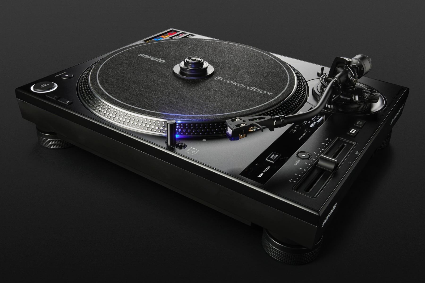 Pioneer DJ PLX-CRSS12 Hybrid Turntable photo angle