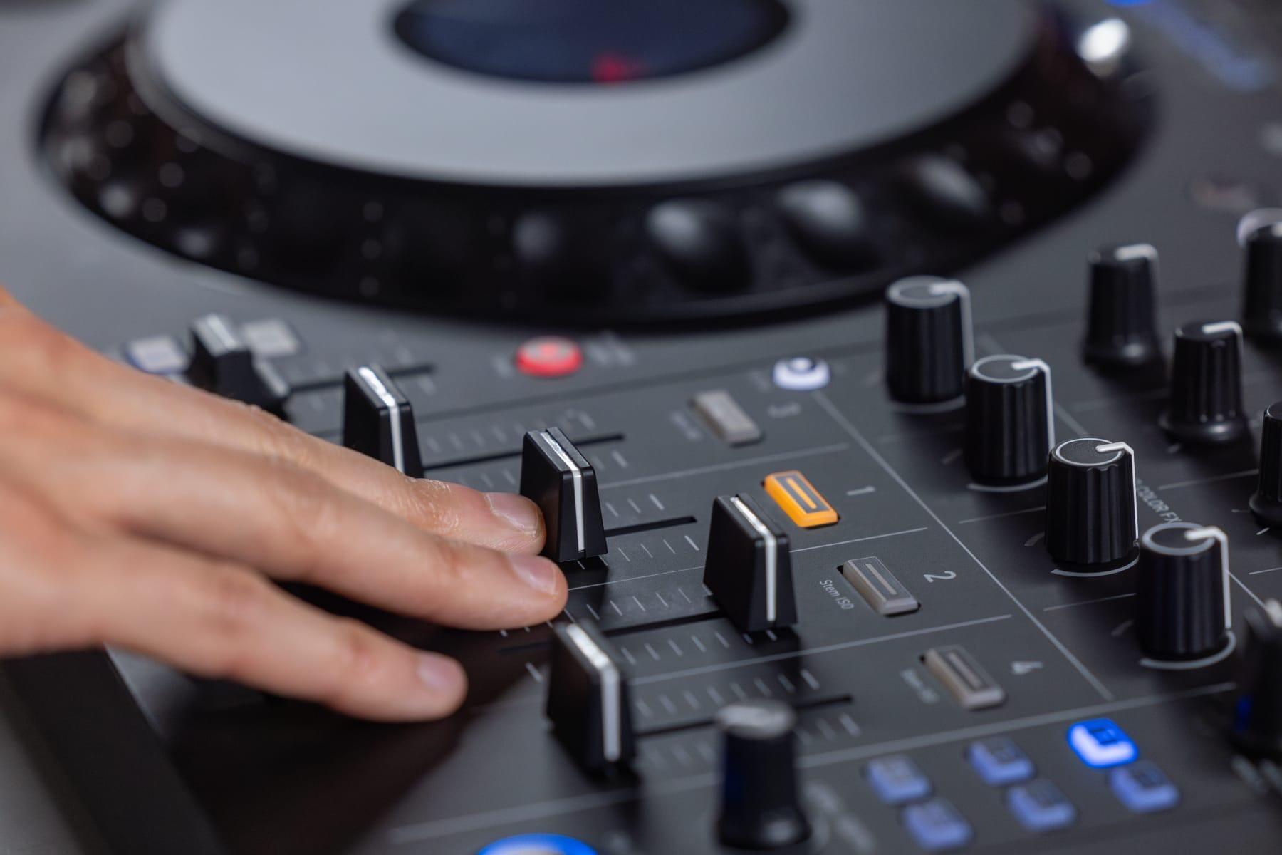 AlphaTheta DDJ-GRV6 DJ controller lifestyle image 6
