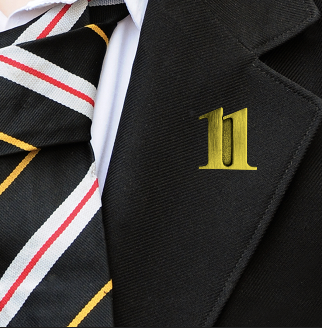 YEAR 11 BADGE IN GOLD