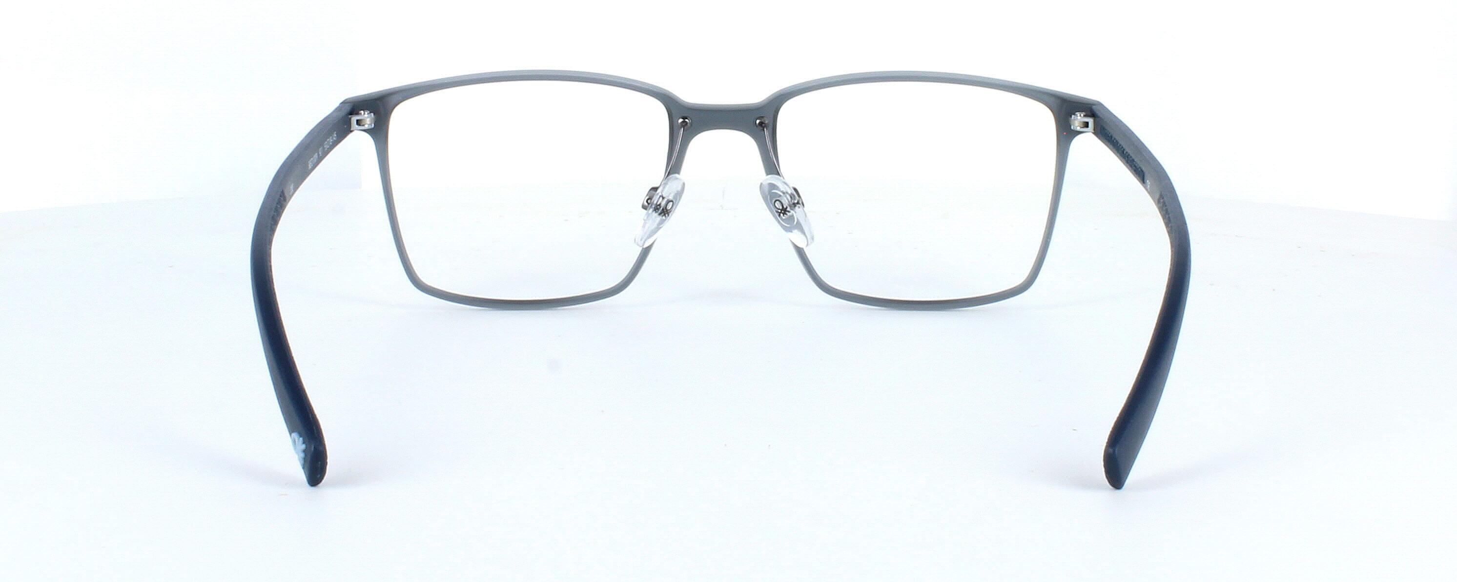 Benetton BEO1009 921 - Gent's matt crystal grey rectangular shaped glasses frame - image view 4