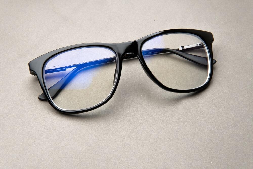 Blue light glasses