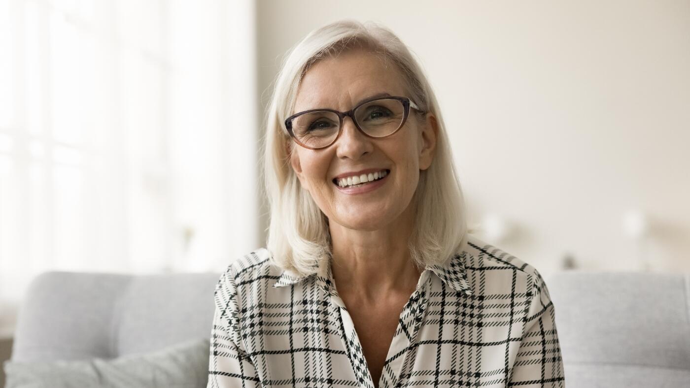 Lady wearing varifocal glasses