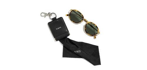 NAOA Apple-Leather Keyring w/ Microfiber Cloth - Black
