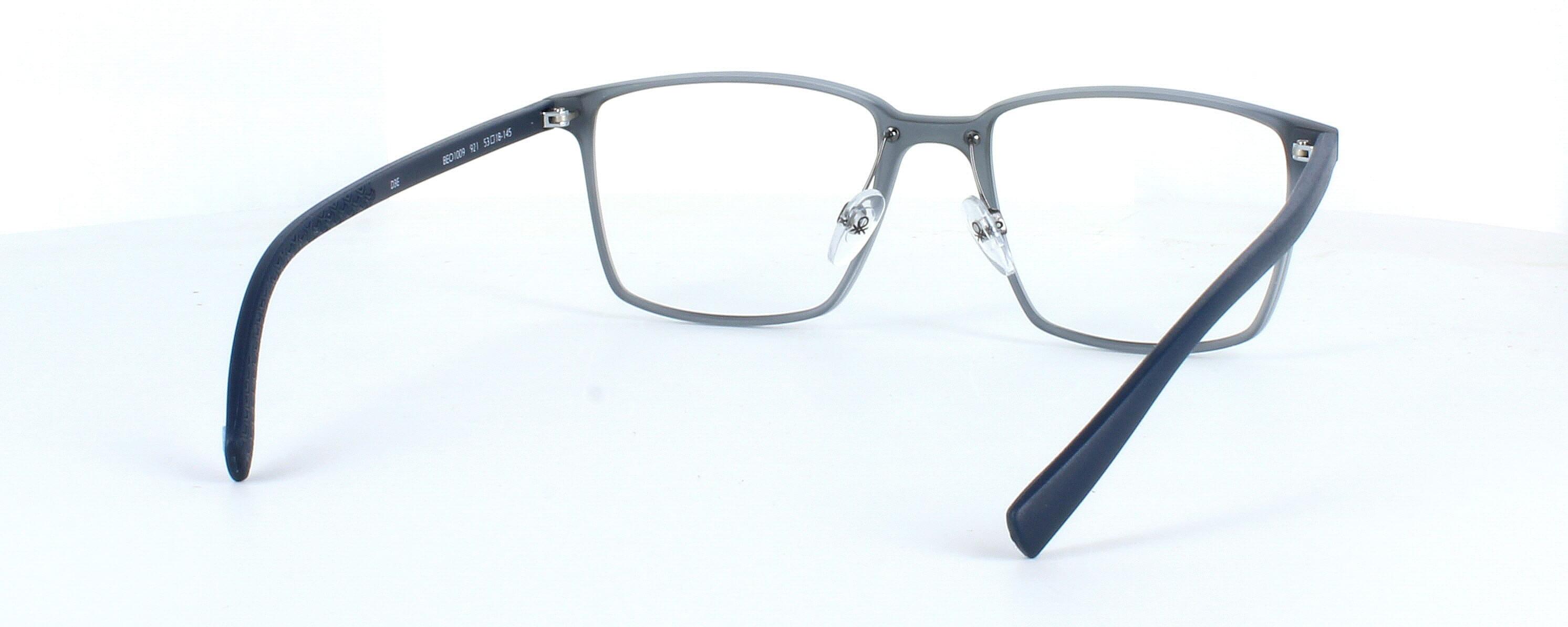 Benetton BEO1009 921 - Gent's matt crystal grey rectangular shaped glasses frame - image view 5