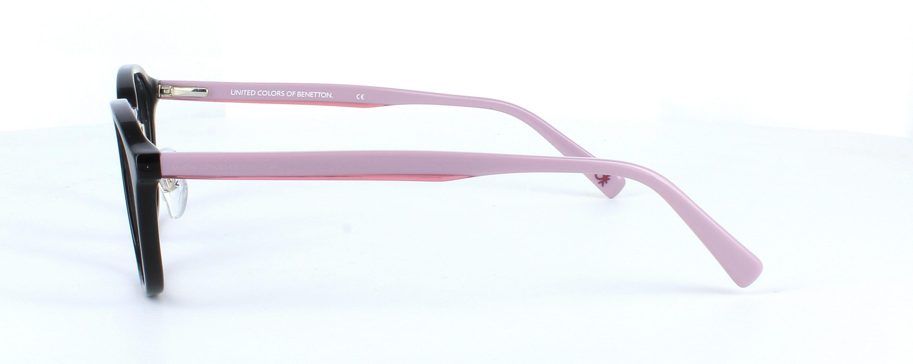 Benetton BEO1028 001 - Ladies round/oval shaped plastic glasses frame in black with pale pink arms - image view 2
