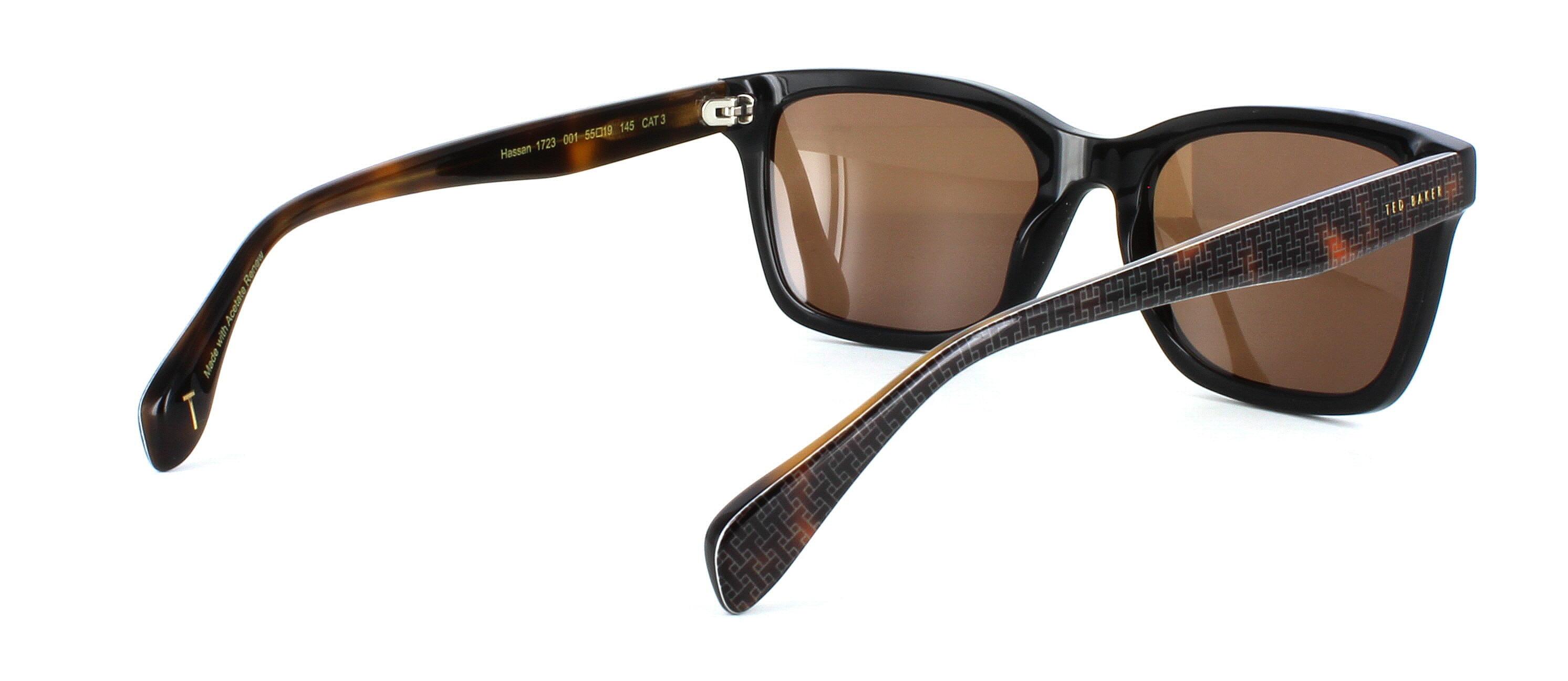 Ted Baker Hassan - Unisex acetate sunglasses in tortoise and black - image view 4