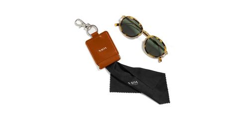 NAOA Apple-Leather Keyring w/ Microfiber Cloth - Cognac