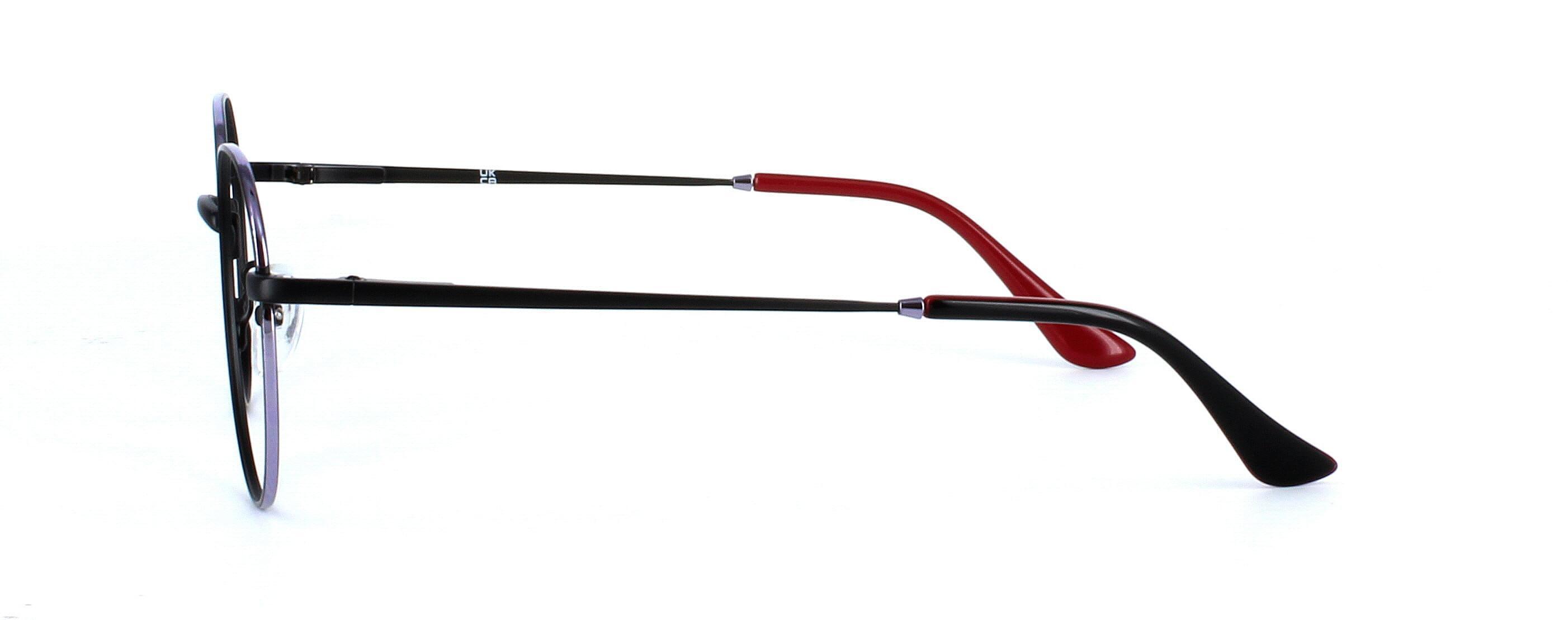 Round shaped unisex metal glasses in black with red arm tips - image view 2