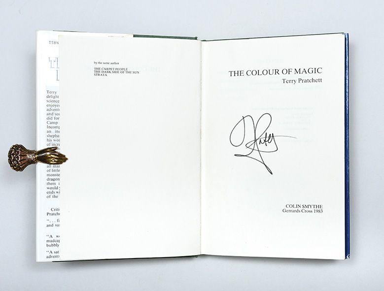 Terry Pratchett - The Complete Discworld Series - Colin Smythe / Gollancz / Doubleday, 1983-2013, Signed First Edition.