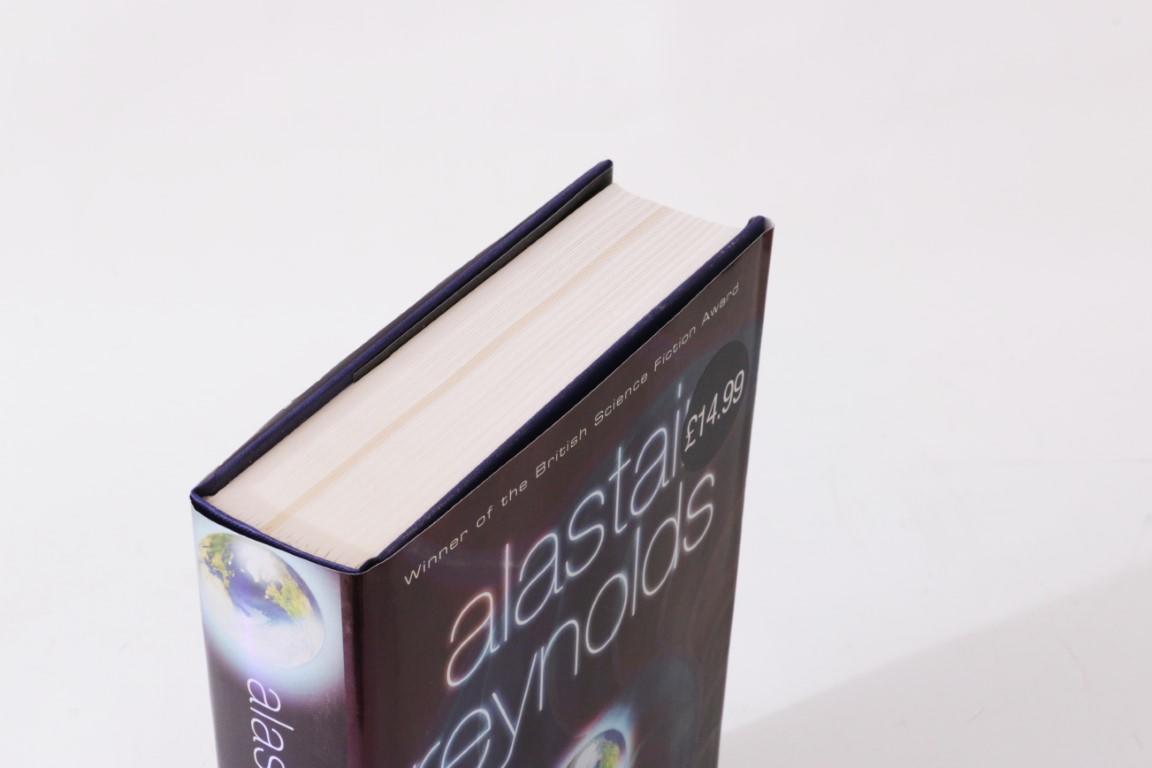 Alastair Reynolds - Century Rain - Gollancz, 2004, First Edition.