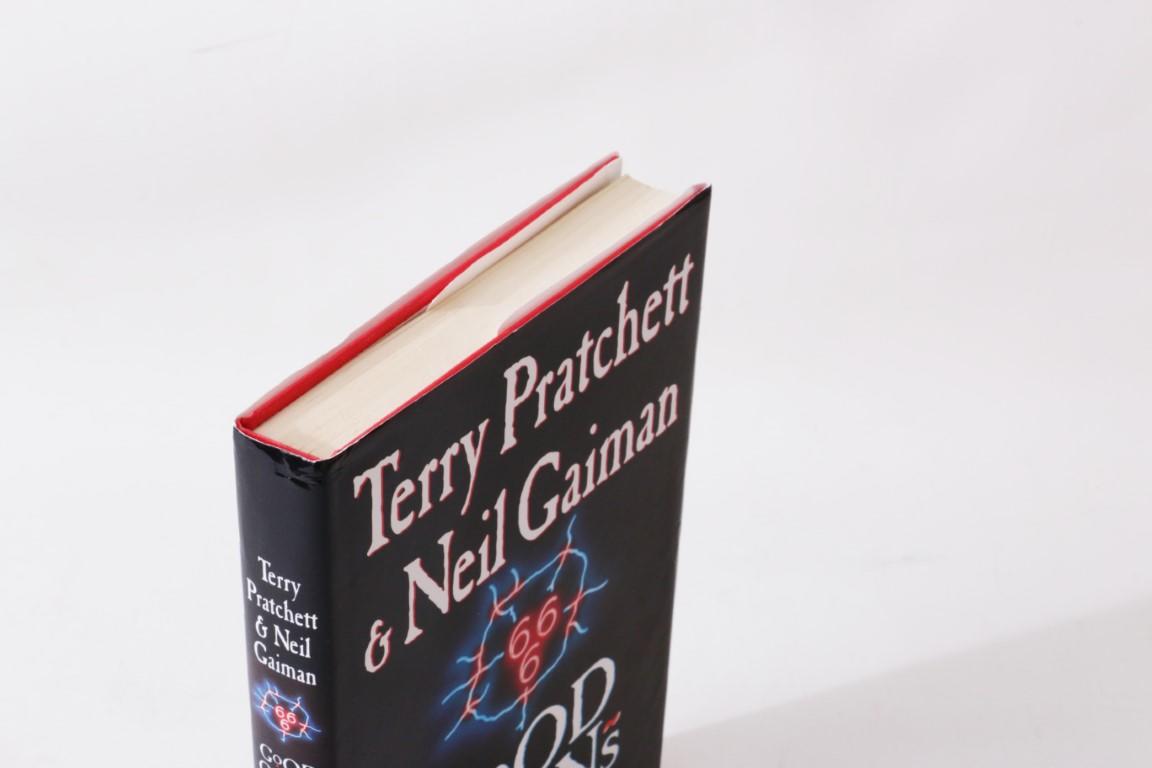 Terry Pratchett & Neil Gaiman - Good Omens: The Nice and Accurate Prophecies of Agnes Nutter, Witch - Gollancz, 1990, First Edition.