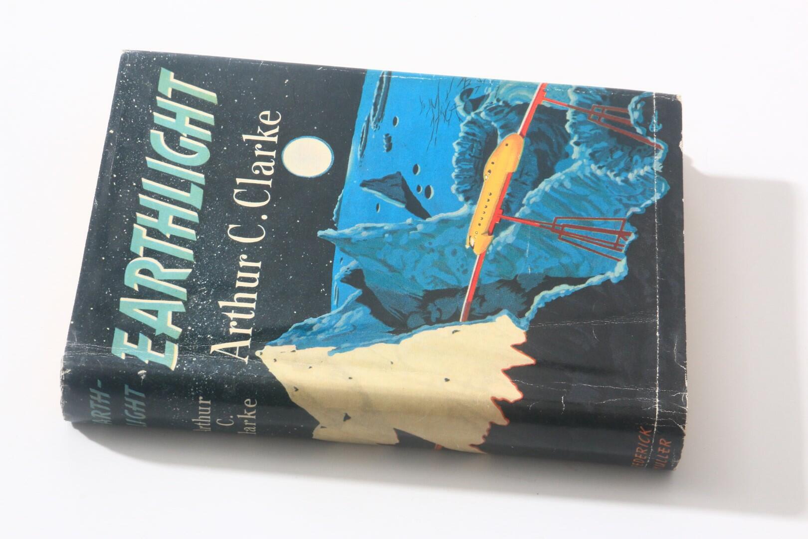 Arthur C. Clarke - Earthlight - Frederick Muller, 1955, First Edition.