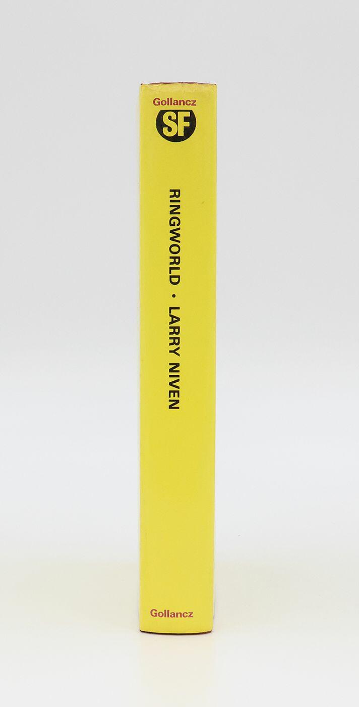 Larry Niven - Ringworld - Gollancz, 1972, First Edition.