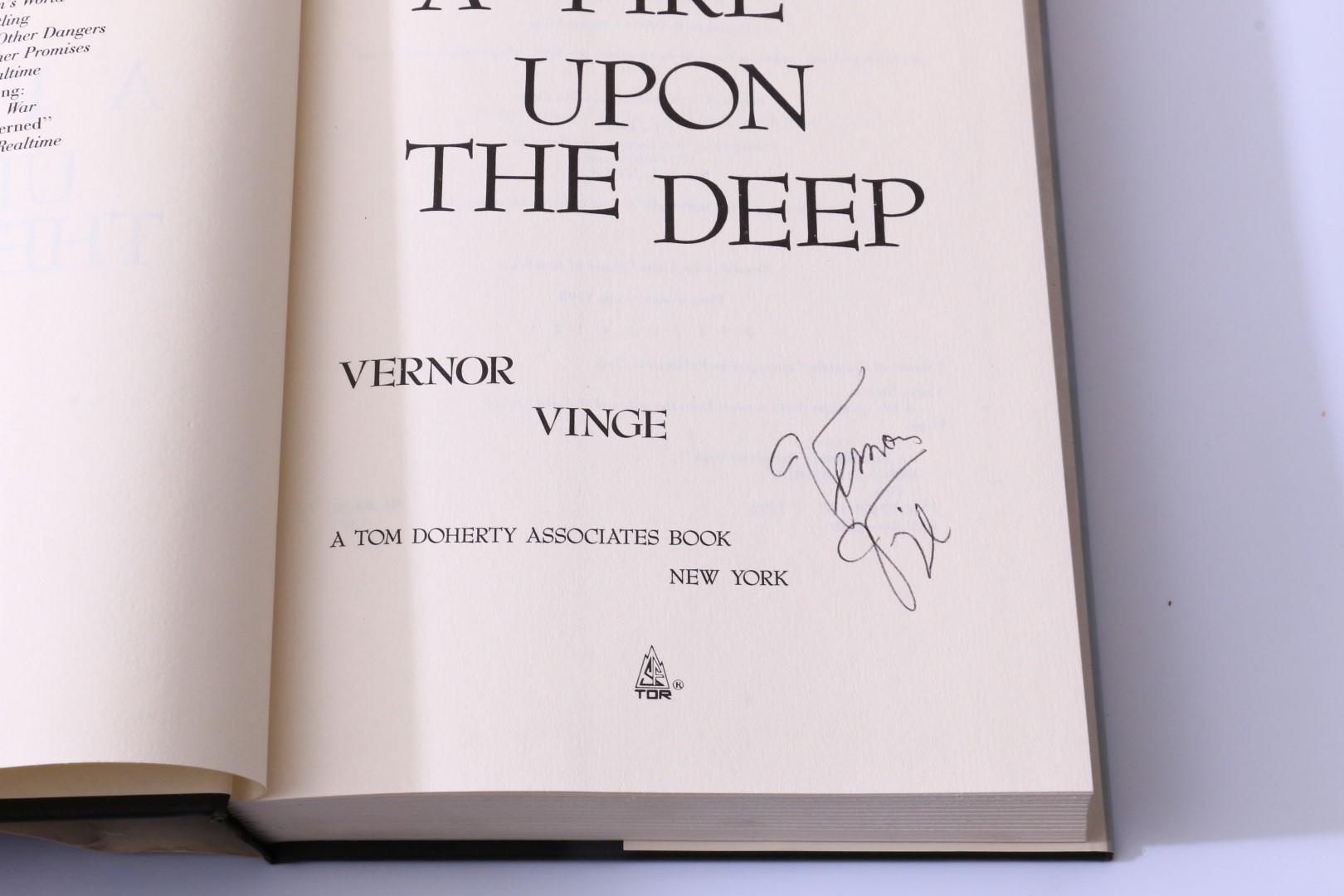 Vernor Vinge - A Fire Upon the Deep - Tor, 1992, Signed First Edition.