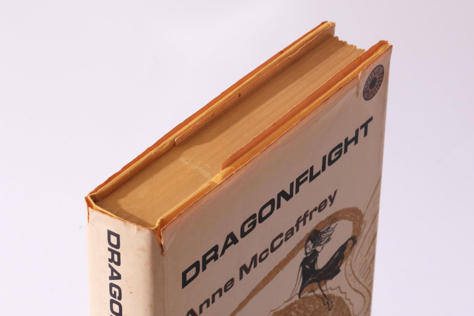 Anne McCaffrey - Dragonflight - Walker, 1968, First Edition.