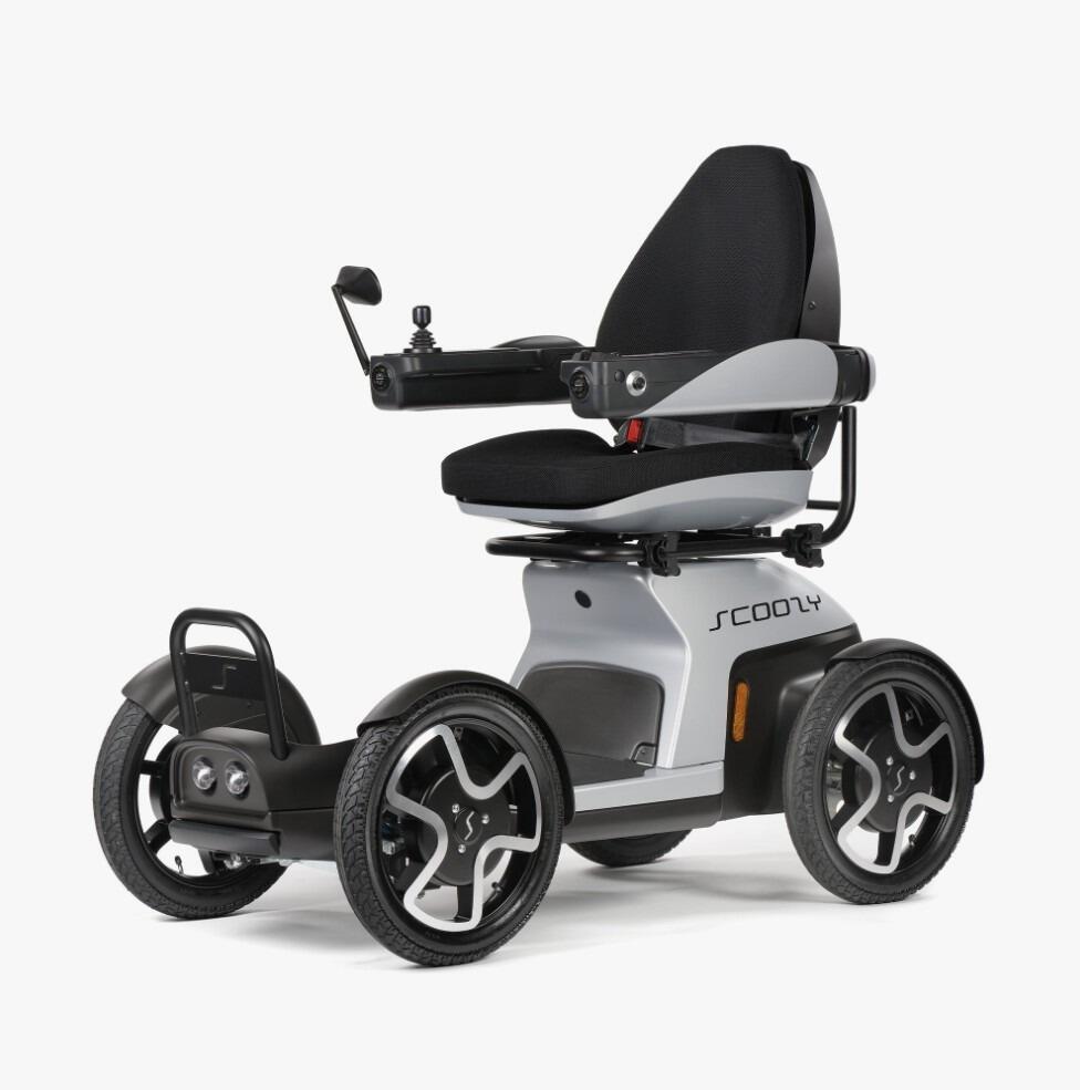 TGA Scoozy Bright Silver Metallic