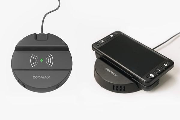 an image of the wireless charger for the Luna 6 and next to this an Luna 6 on the wireless charger