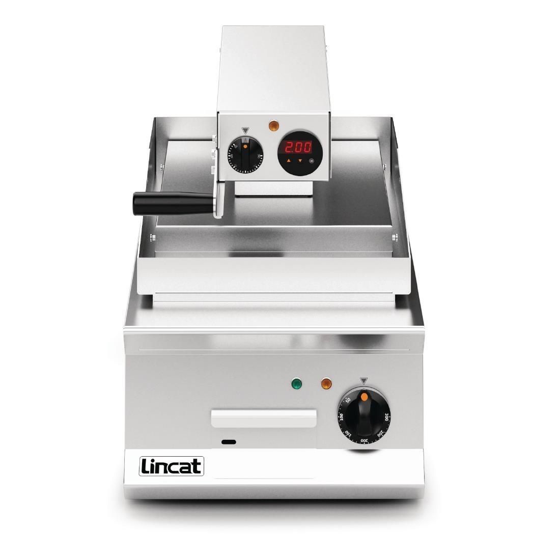 Lincat Opus 800 Ribbed Clam Griddle OE8211/R - DM577  - 3