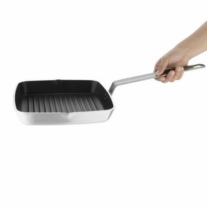 Vogue Square Non Stick Teflon Ribbed Skillet Pan 240mm - DL942 - 3